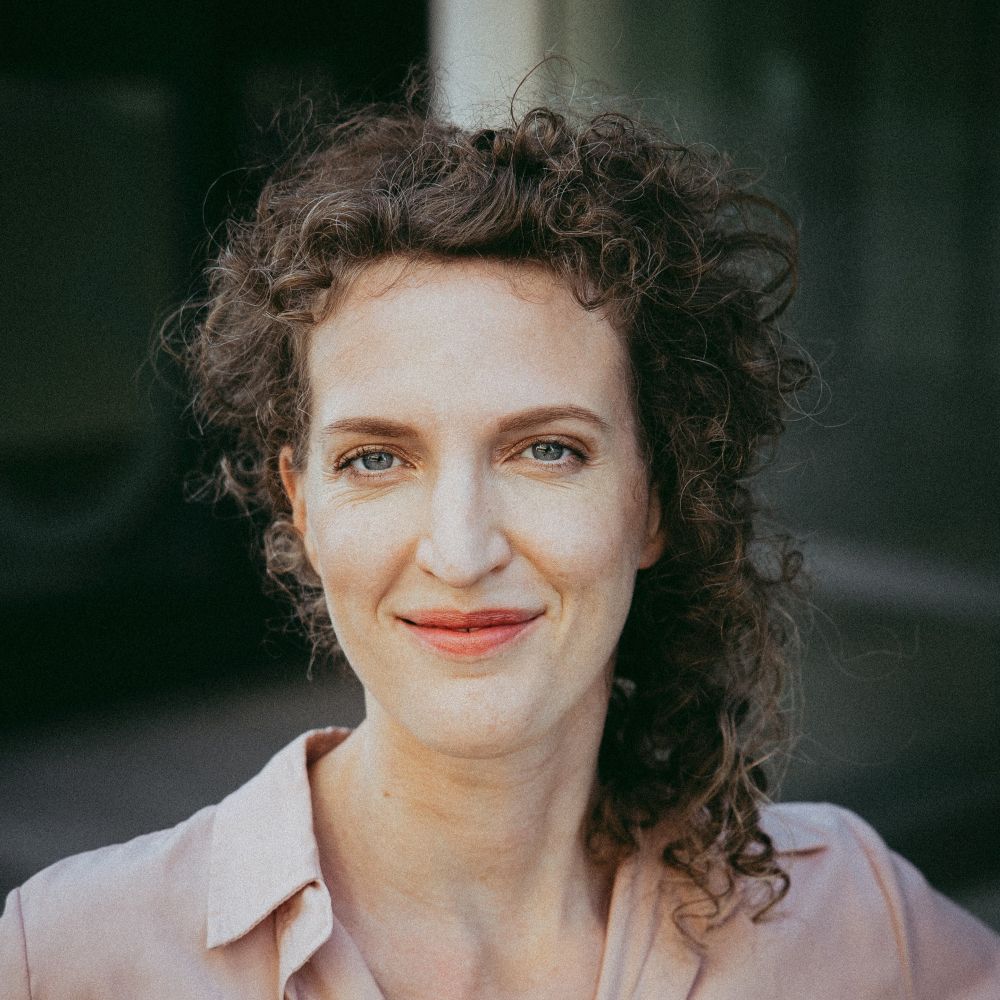 Julia Kneussel Trainerin Coach Zentrum für Stimme Sprechen